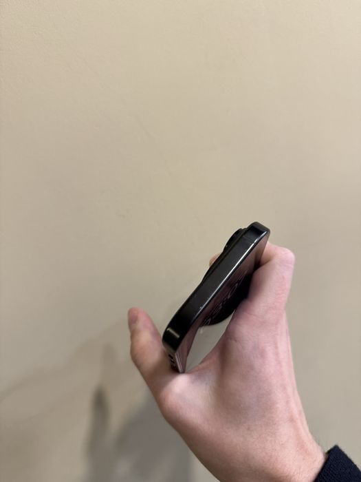 Б/у Iphone 16 Pro 128 Black Titanium (115ц заряду) ідеальний стан