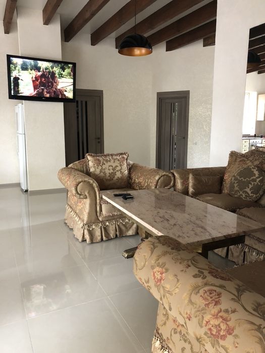 Оренда.Осокорки.Дім.Новий рік