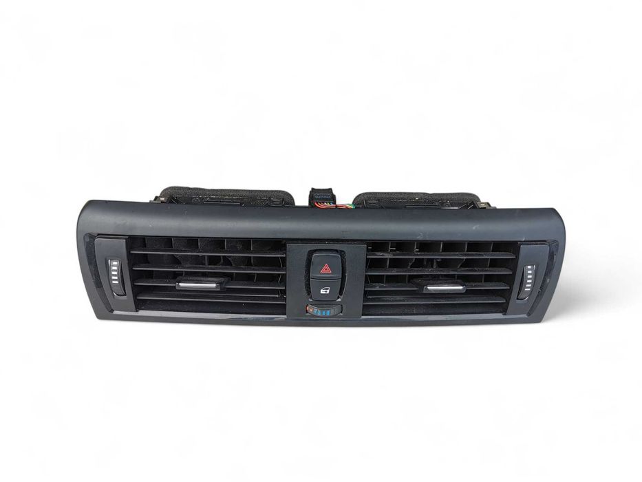 Kratka nawiewu srodkowa wentylacyjna BMW F20 F21 F22 F23