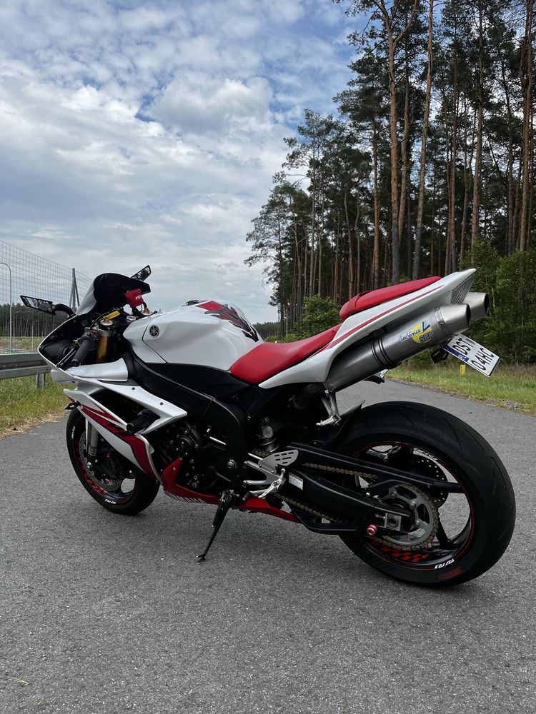 Yamaha r1 rn19.