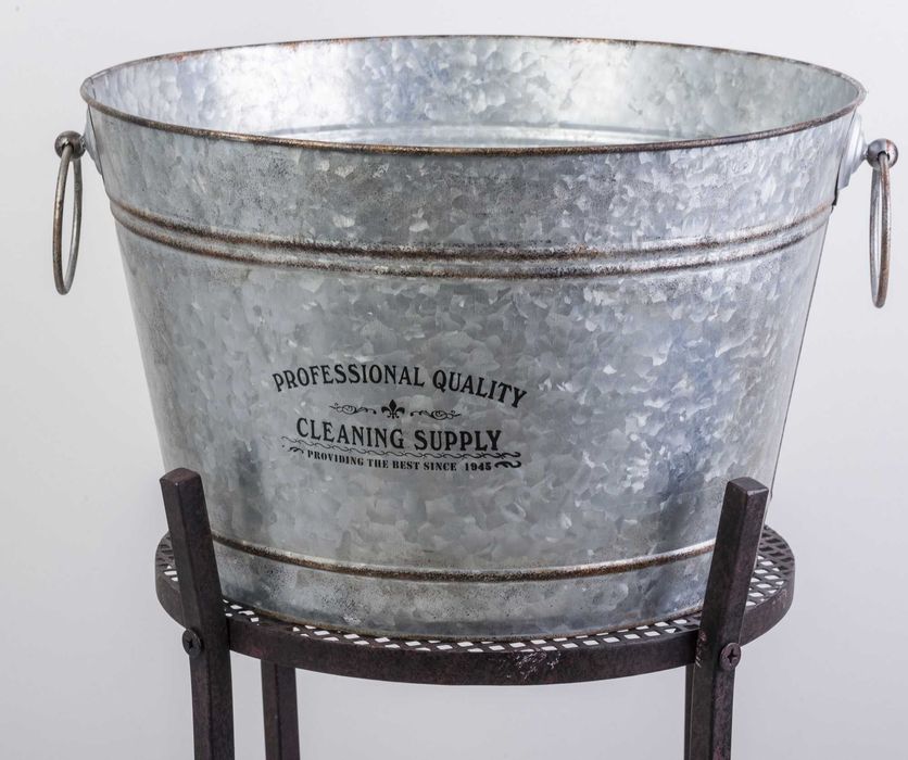 Stojak na wino butelki metalowy wysoki czarny stylizowany 130085