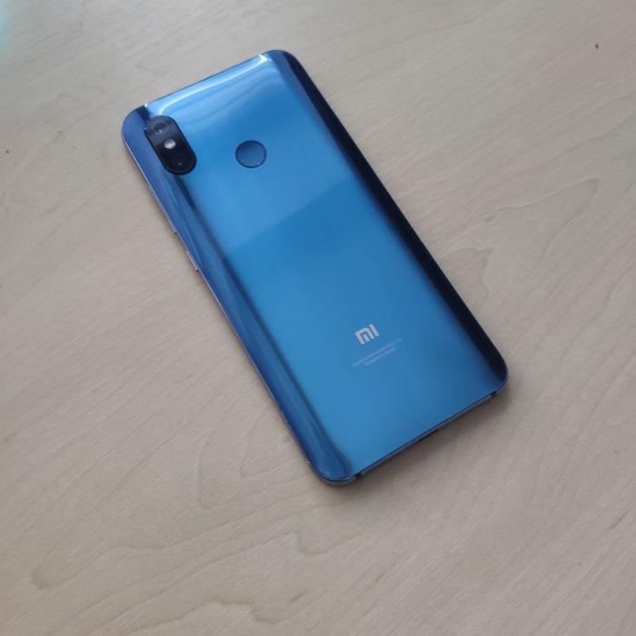 Xiaomi mi 8  6/128gb