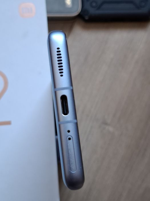 Xiaomi 12 Blue.  256GB