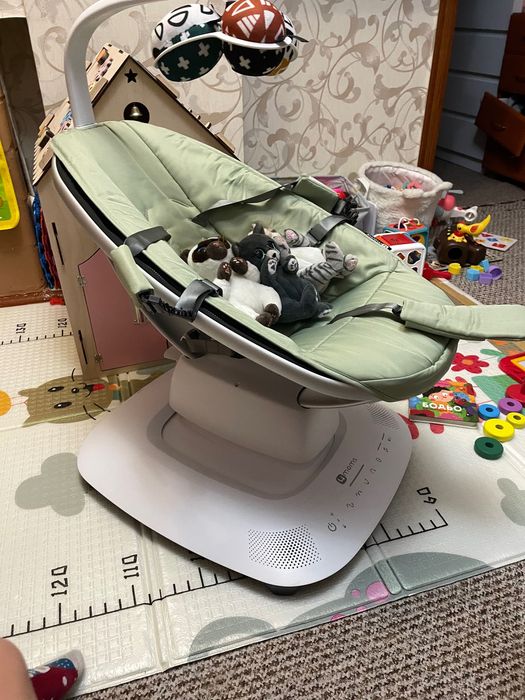 4moms Заколисуючий центр