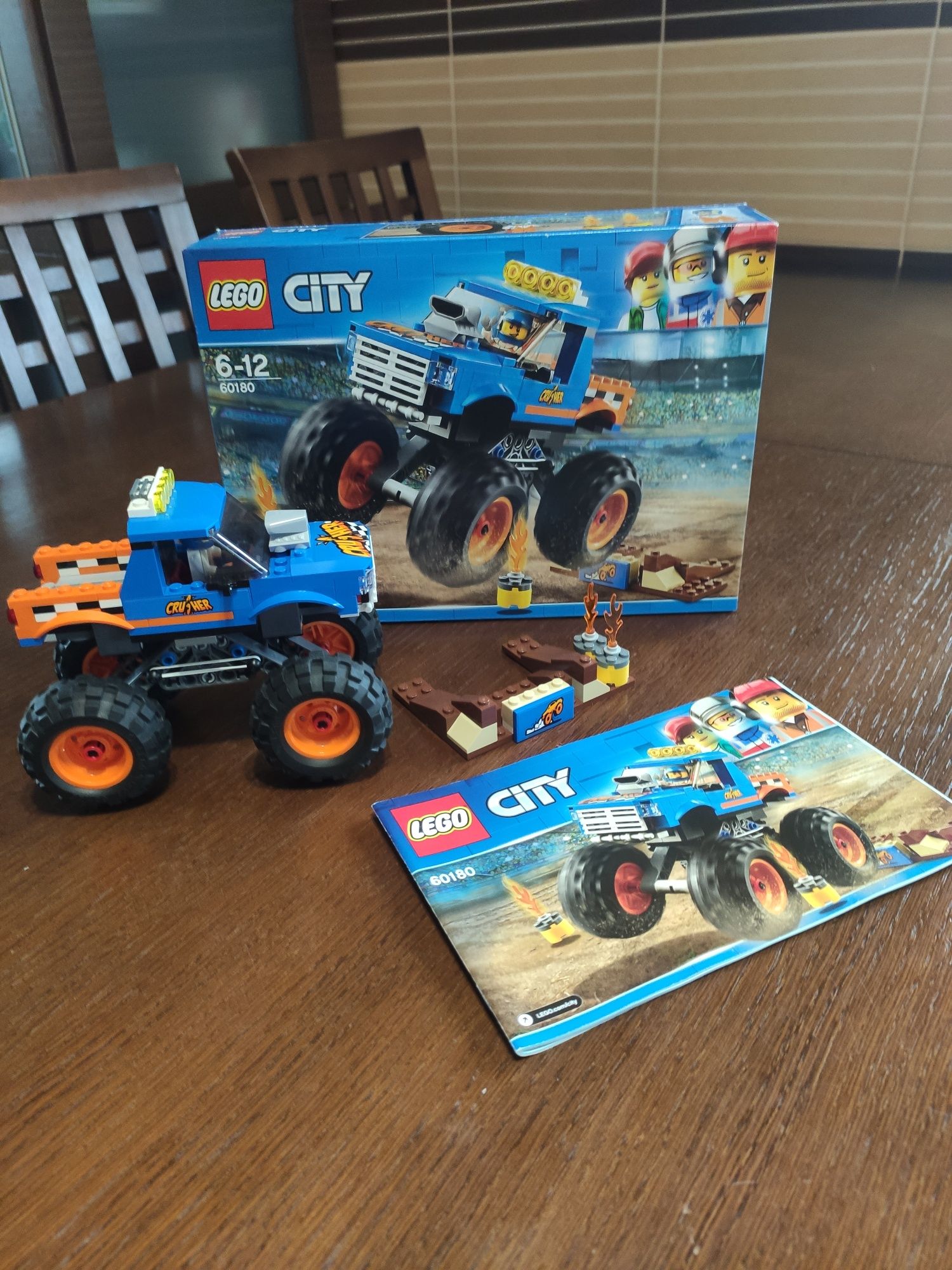 Klocki LEGO City Munster Truck 60180