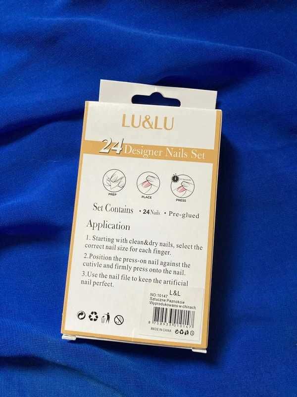 Czerwone metaliczne tipsy migdałki press on nails 24 szt