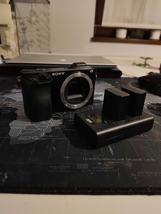 Aparat bezlusterkowy Sony A6000