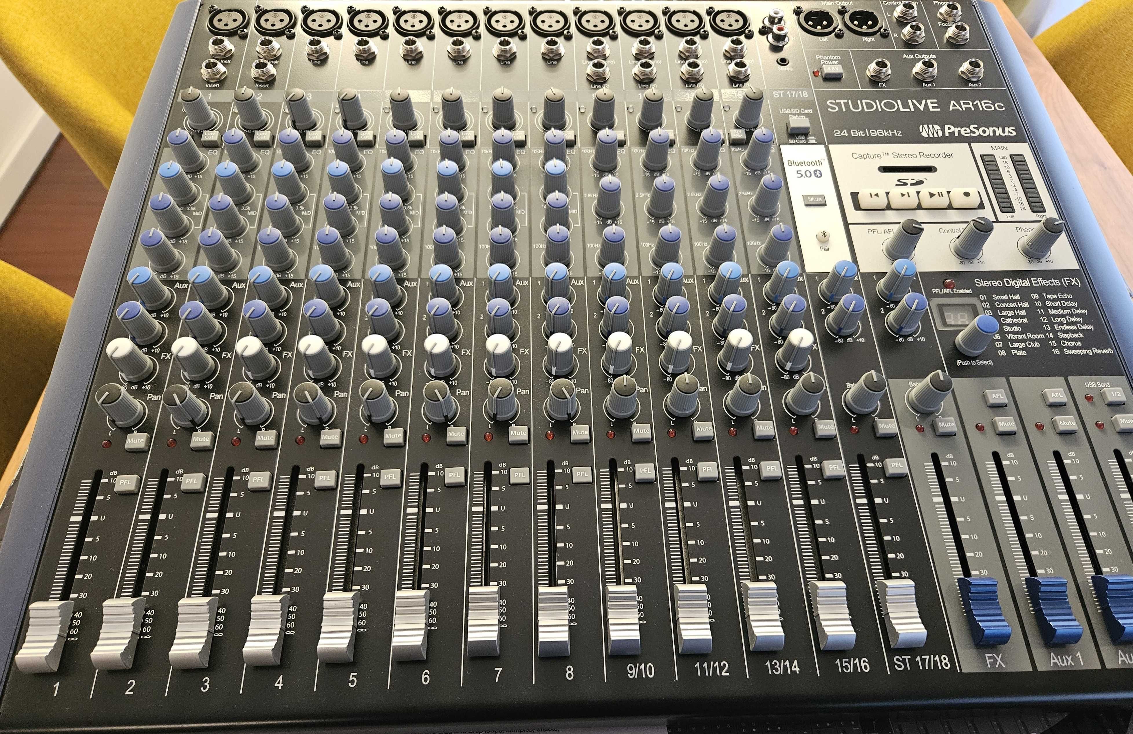 Presonus StudioLive AR16c Mixer 18 canais e interface áudio USB