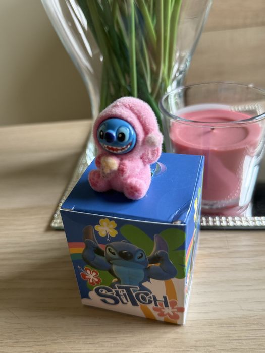 Figurka Stitch jak Labubu - różowa