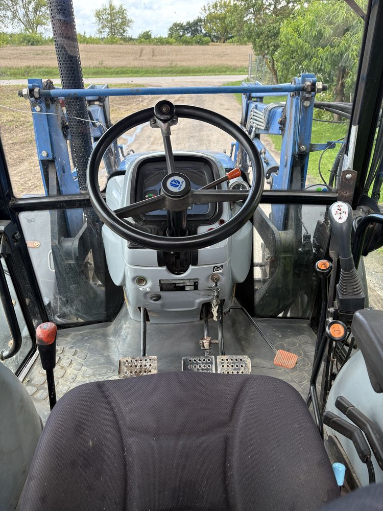 New holland td80d z ładadowaczem czołowym