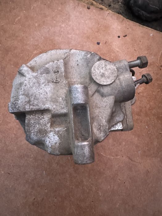 Компресор кондиціонера Ауді а4