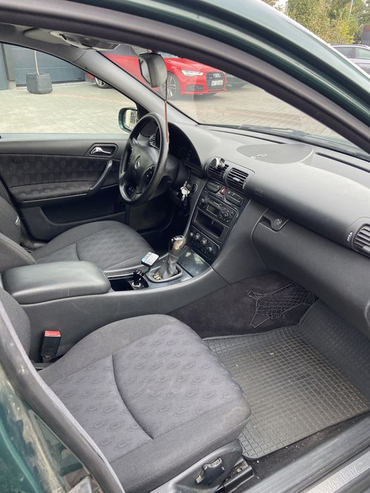 Sprzedam Mercedes C-Klasse Sedan 2.0 Kompressor