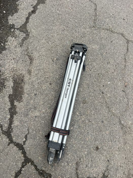 Штатив тринога бергер