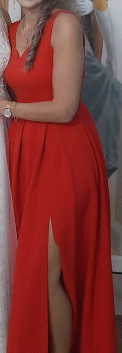 Sukienka długa czerwona
