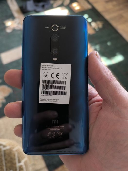 Смартфон Xiaomi Mi 9T Pro 6/128GB Glacier Blue