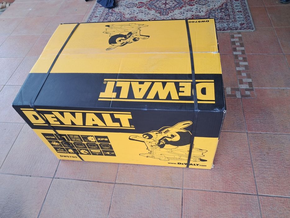 Piła ukośnica Dewalt DWS780 GW 3 lata