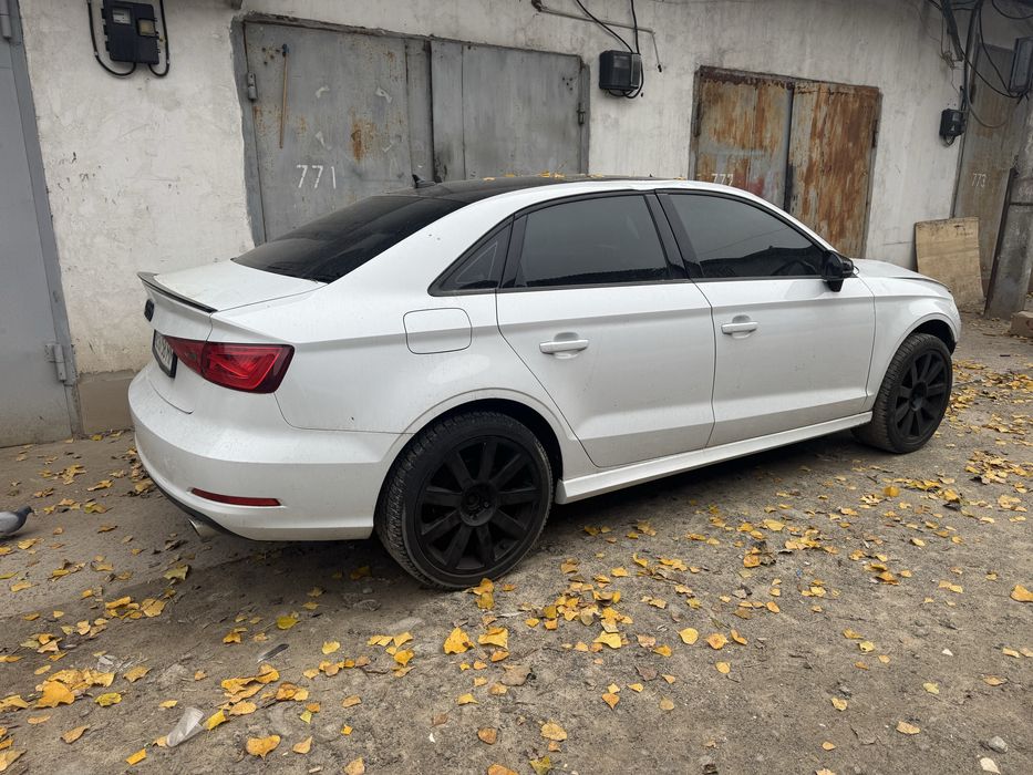 Audi A3 2015рік 2.0Бензин Quattro після дтп