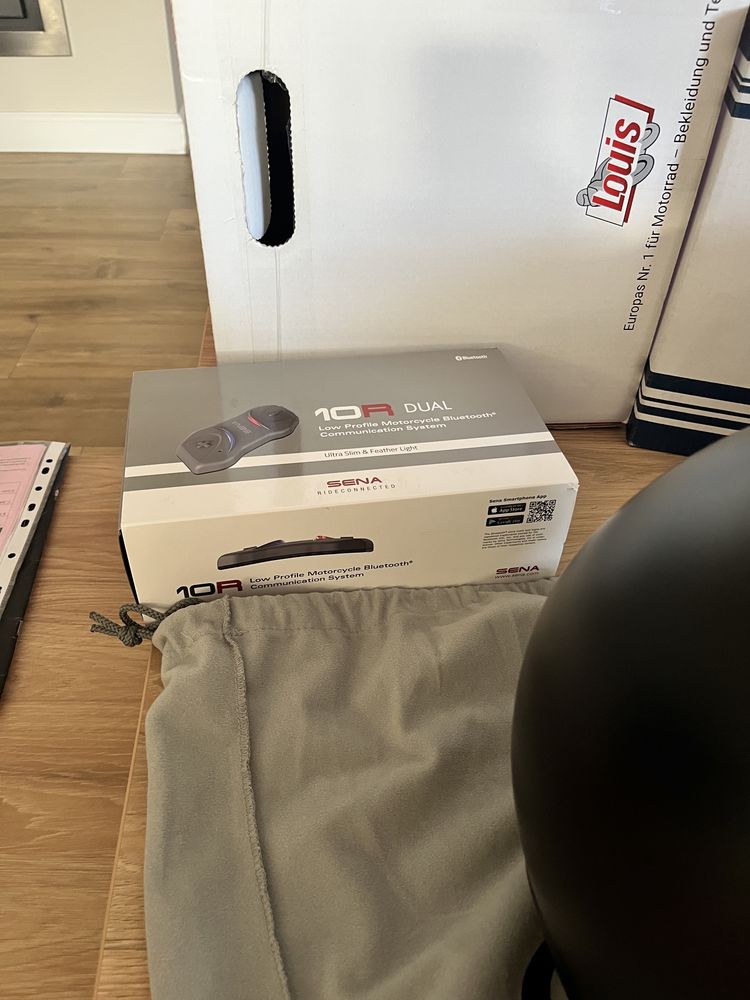 Kask Arai Concept X interkom Sena