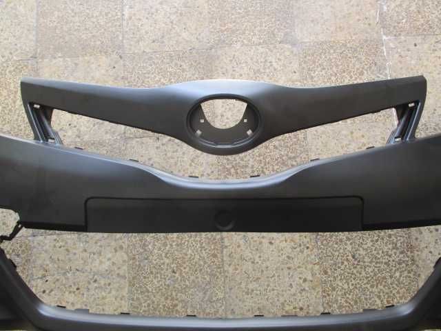 Para-choques frente Toyota Yaris 2011, 2012, 2013 e 2014