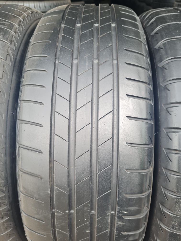 205/60R16 Bridgestone Turanza T005.