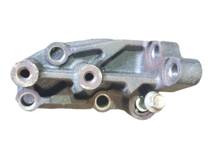 Кронштейн редуктора переднего Mazda CX-7 2006-2012 разборка