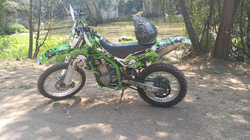Kawasaki klxr matriculada ano 2003 cilindrada 300 4 tempo