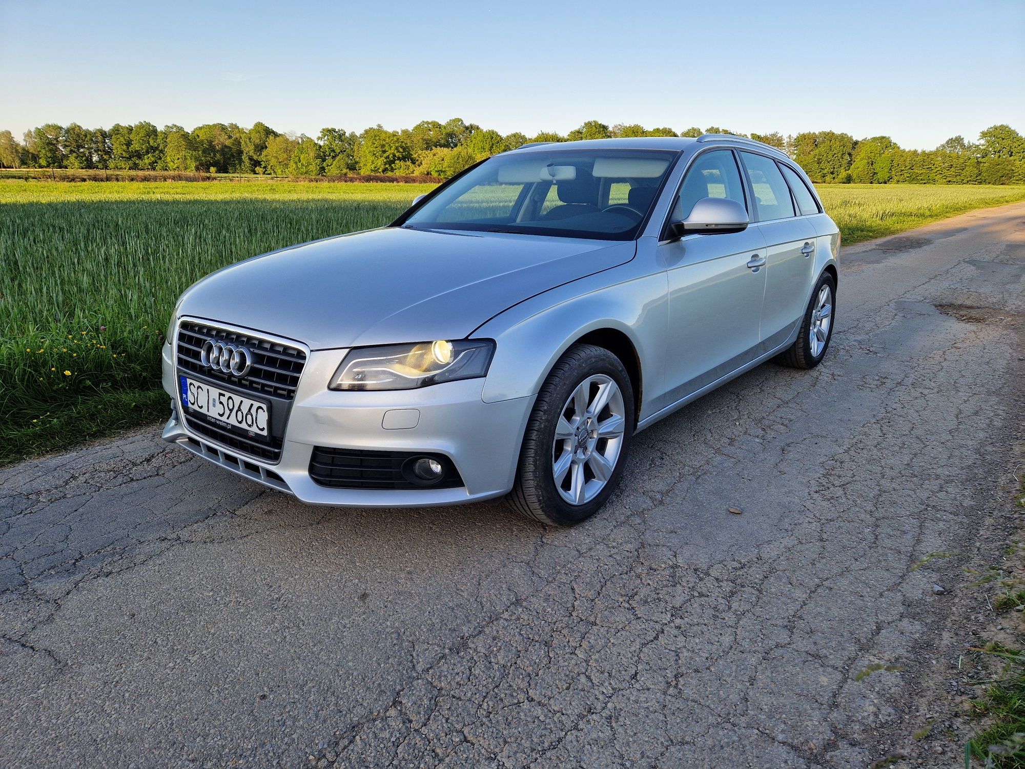 Audi a4 kombi 2009r 1.8Tfsi