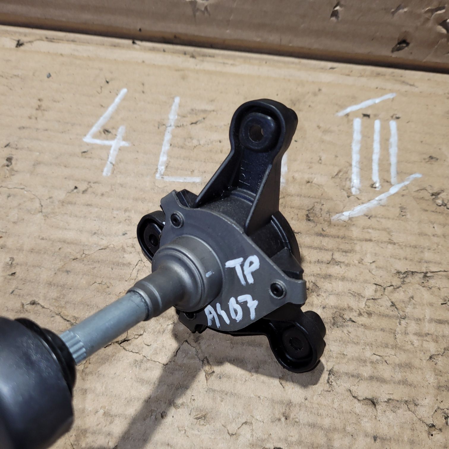 Korbka mechanizm opuszczania szyby tył prawy audi a4 b6 audi a4 b7