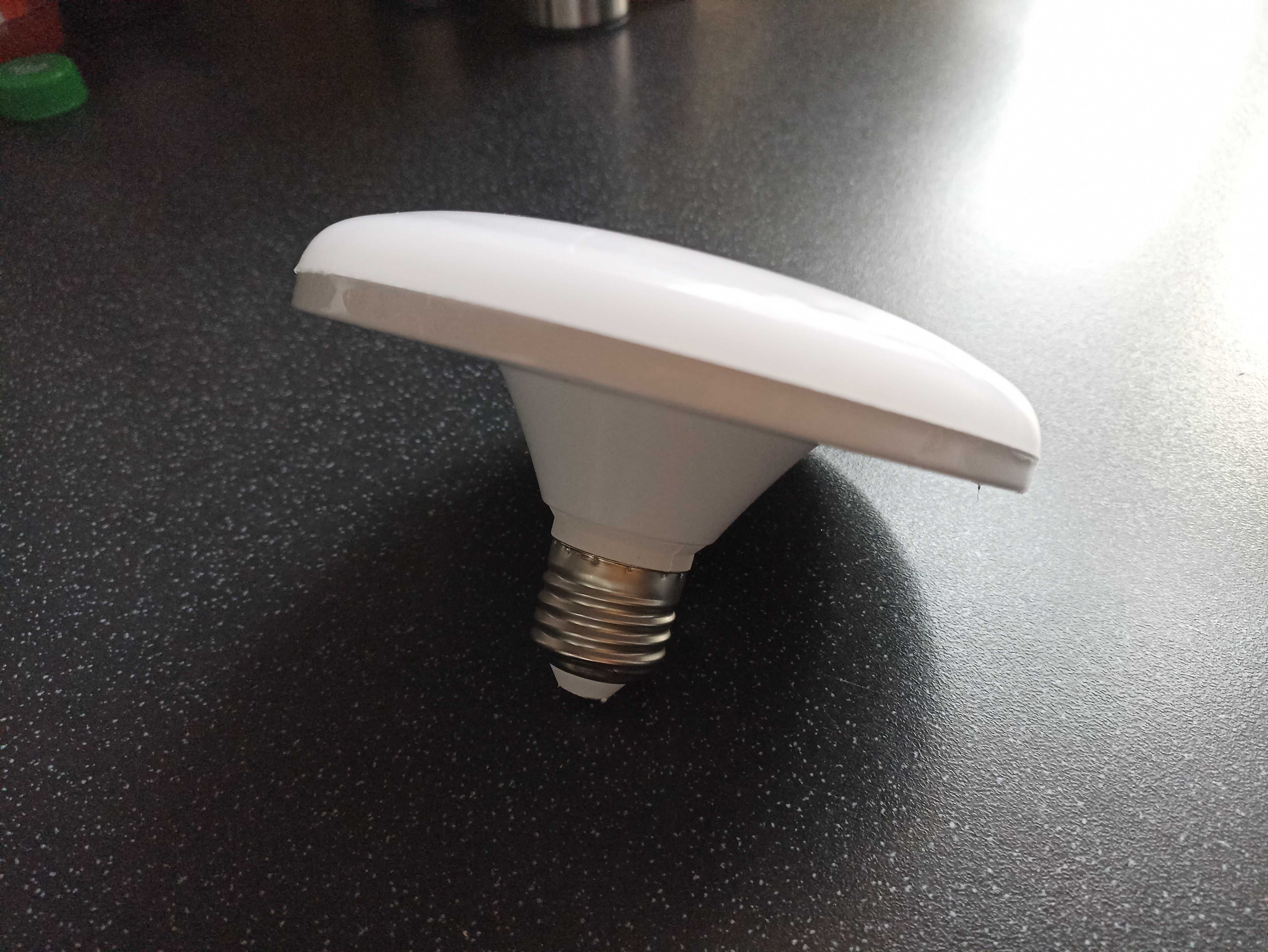 Żarówka LED - 15W - kolor neutralny - gwint gruby E27