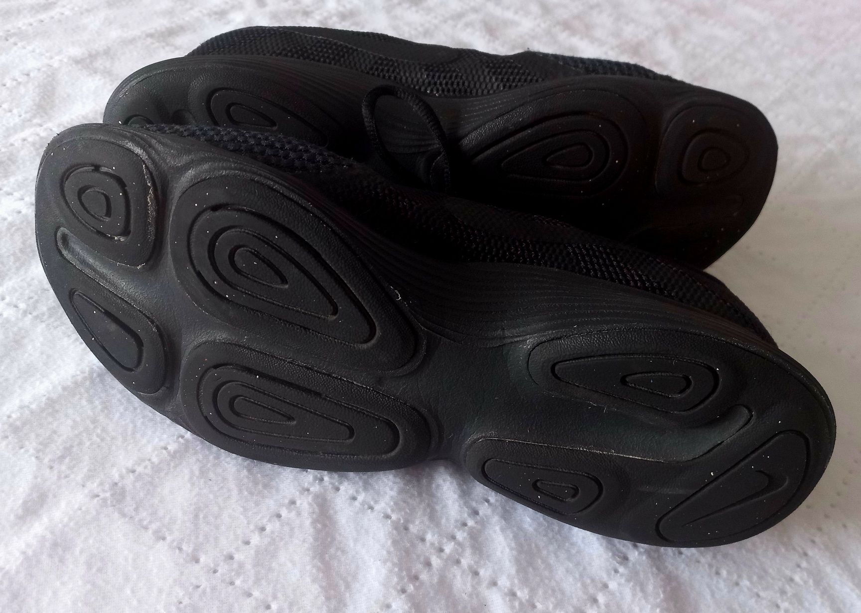 Czarne buty Nike Revolution 39