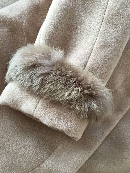 Płaszcz wełniany z obszyciem