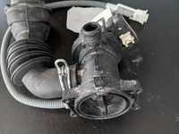 Bomba de esgoto com tubos de ligação Whirlpool AWOD 052/1