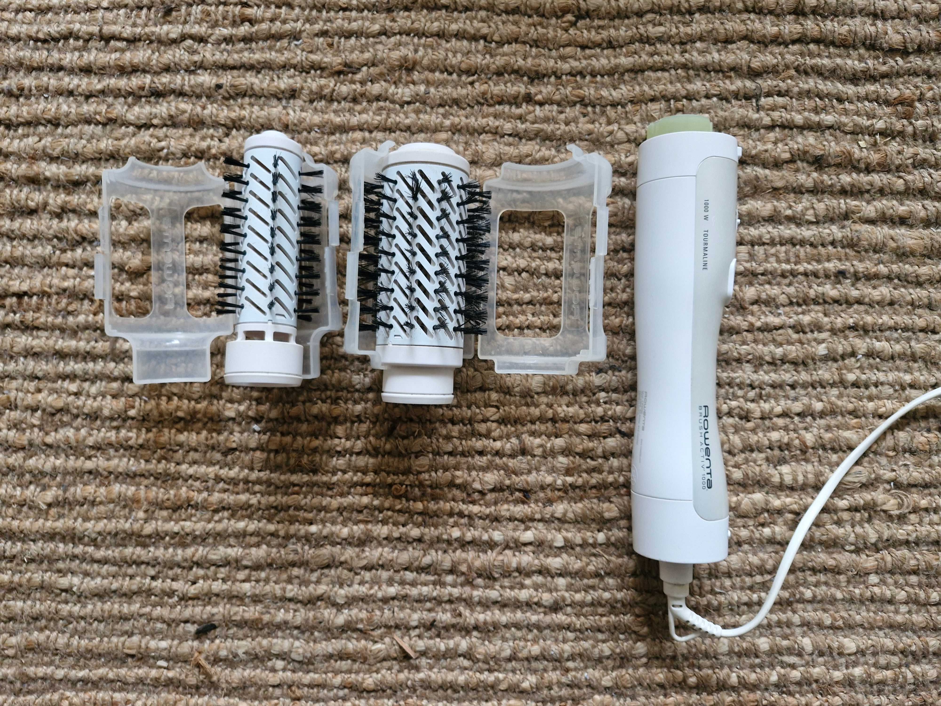 1 / 2
Rowenta Suszarko - lokówka Brush Activ 1000 lokówkosuszarka.