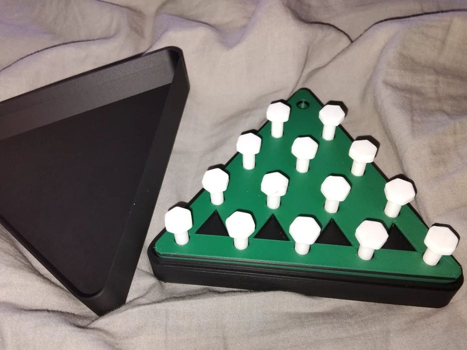 Jogo de Tabuleiro Simples Peg Board Game