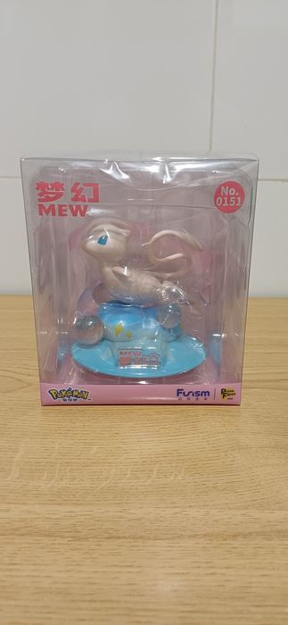 Figure Pokémon Mew