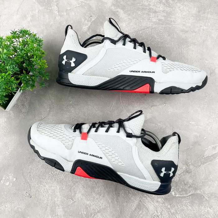 Кроссовки Under Armour size 45