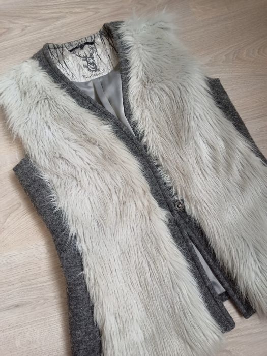 Жилетка, сіра розмір М-Л