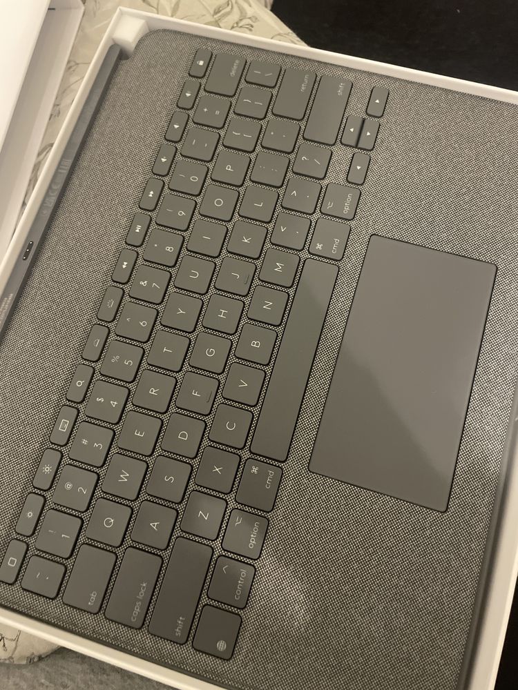 Combo touch iPad pro 12.9-inch (5 i 6 generacja)