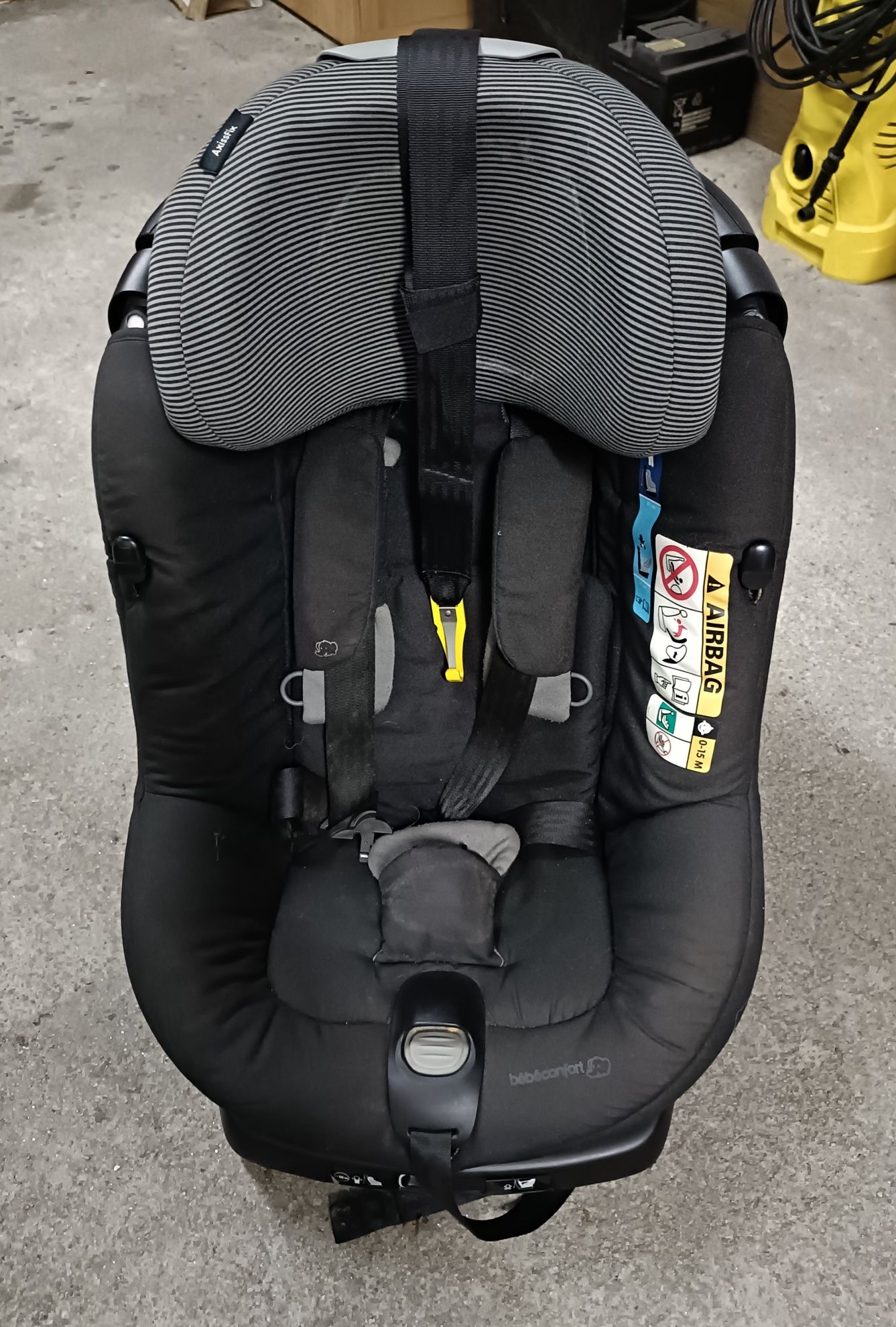 Cadeira Auto Bebé Confort Axiss Isofix