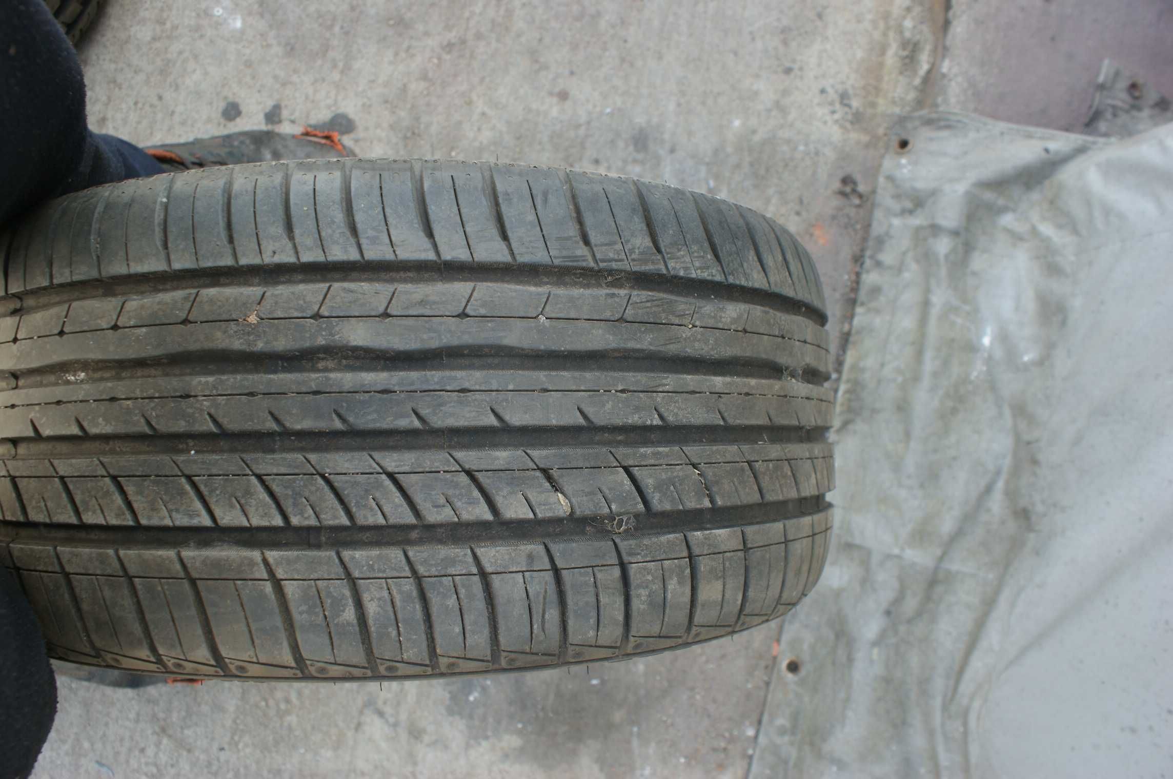 opona letnia Roadx  255/35 r18 2022r