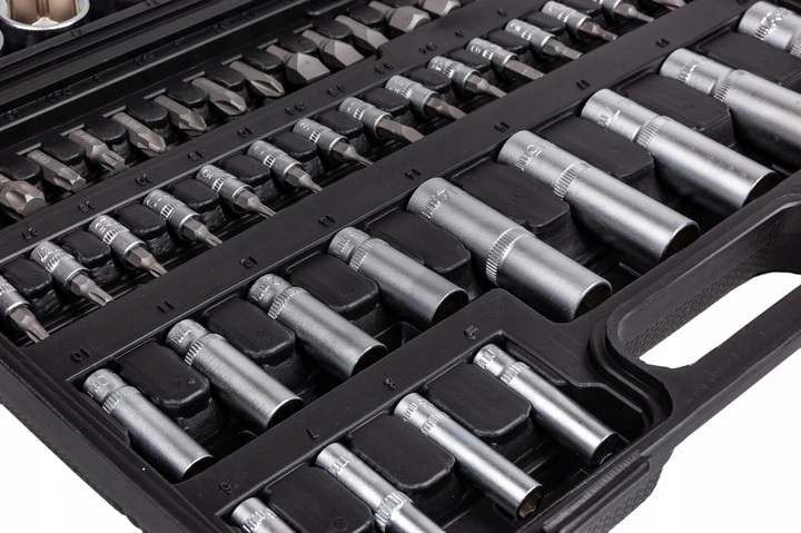 Zestaw kluczy nasadowych