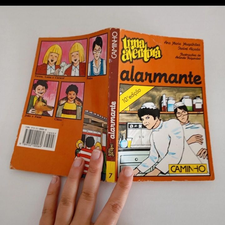 Uma Aventura Alarmante | Volume 7 | Ana Maria Magalhães e Isabel A.