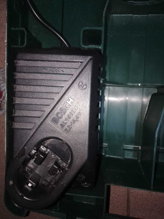 Bosch gsr 12 v ładowarka bateria walizka psr