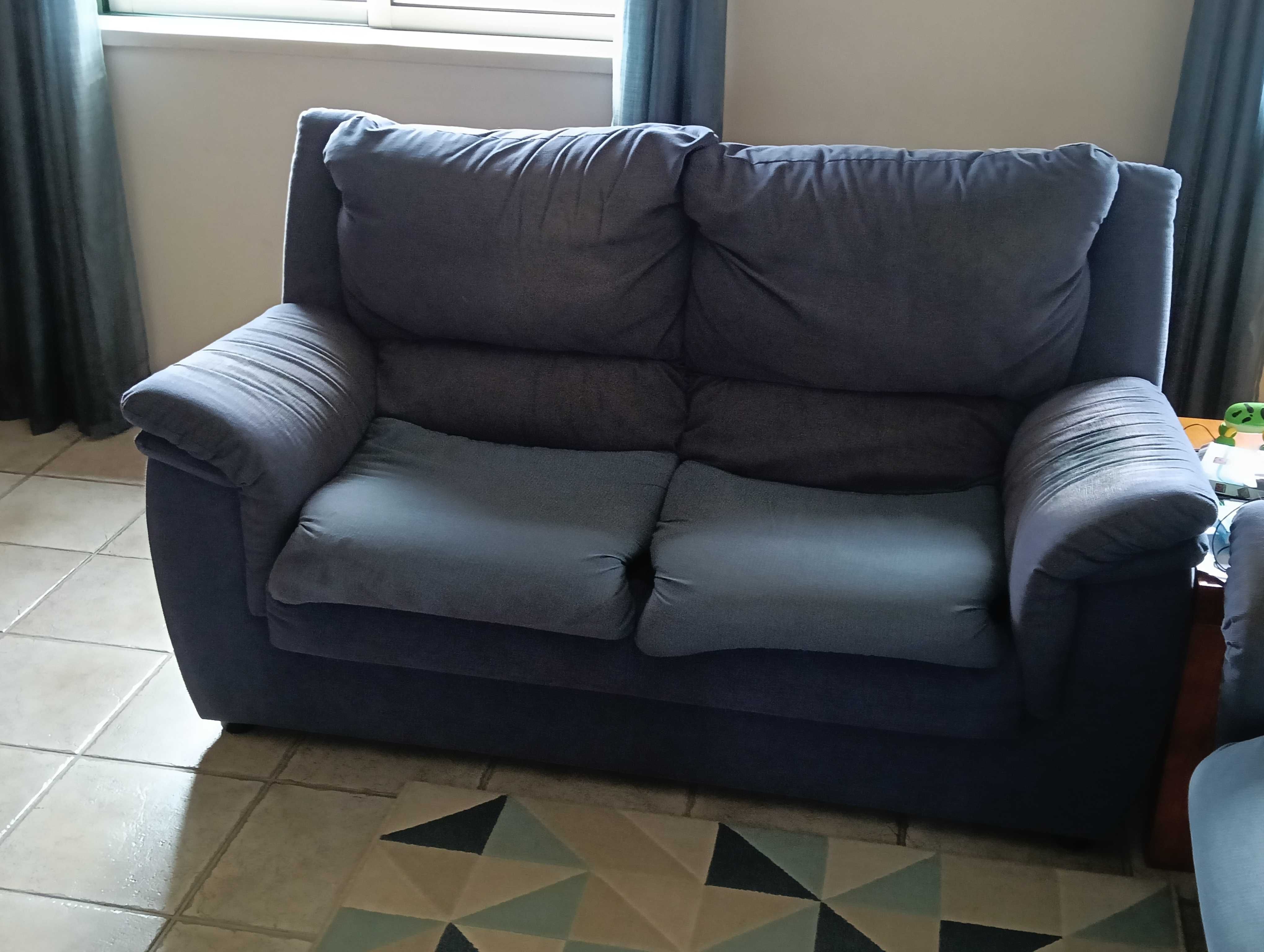 Vendo 2 sofás 3+2