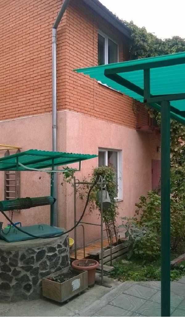 БЕЗ Комісії продаж Будинку в центрі Вишневого.