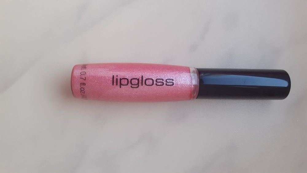 Błyszczyk pomadka do ust H&M lip gloss różowy Marry Me