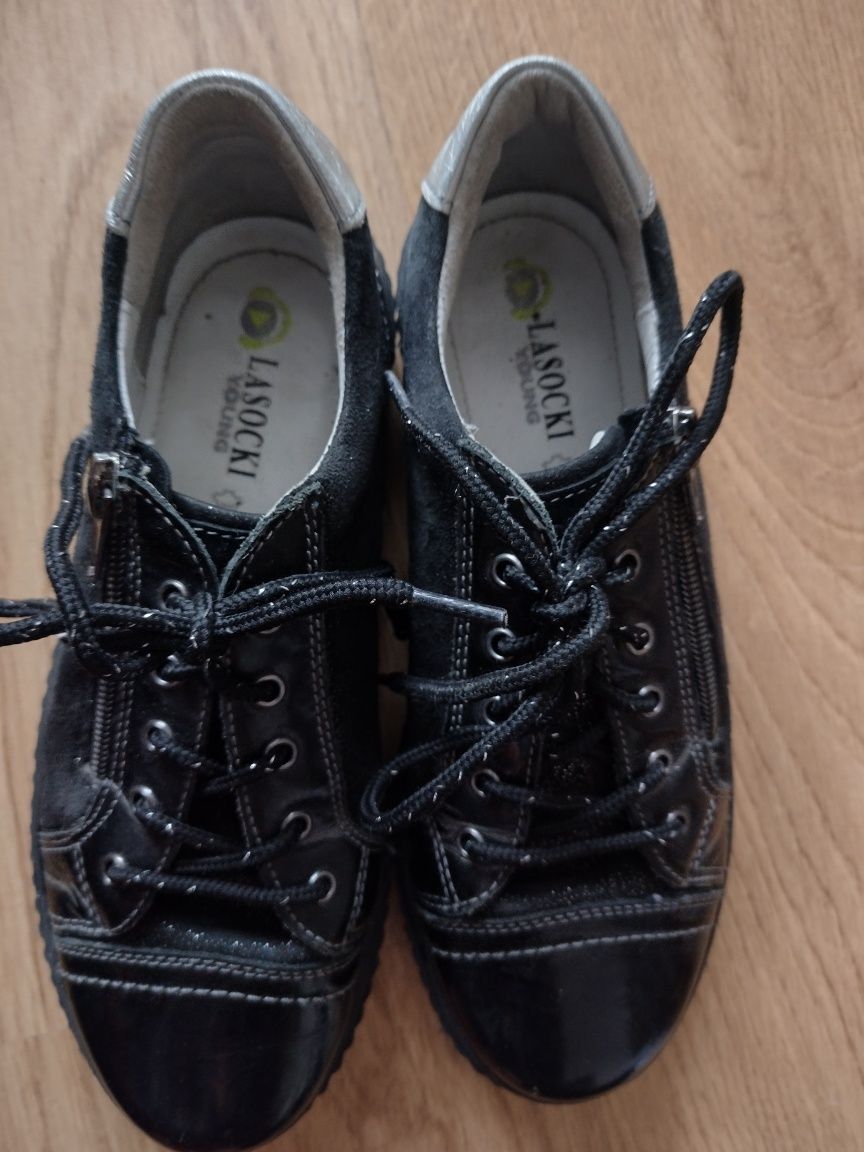 Buty dla dziewczyny rozmiar 34 firma Lasocki
