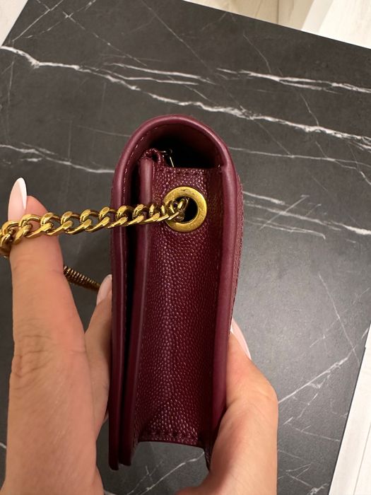 Бордова сумка Charles&Keith