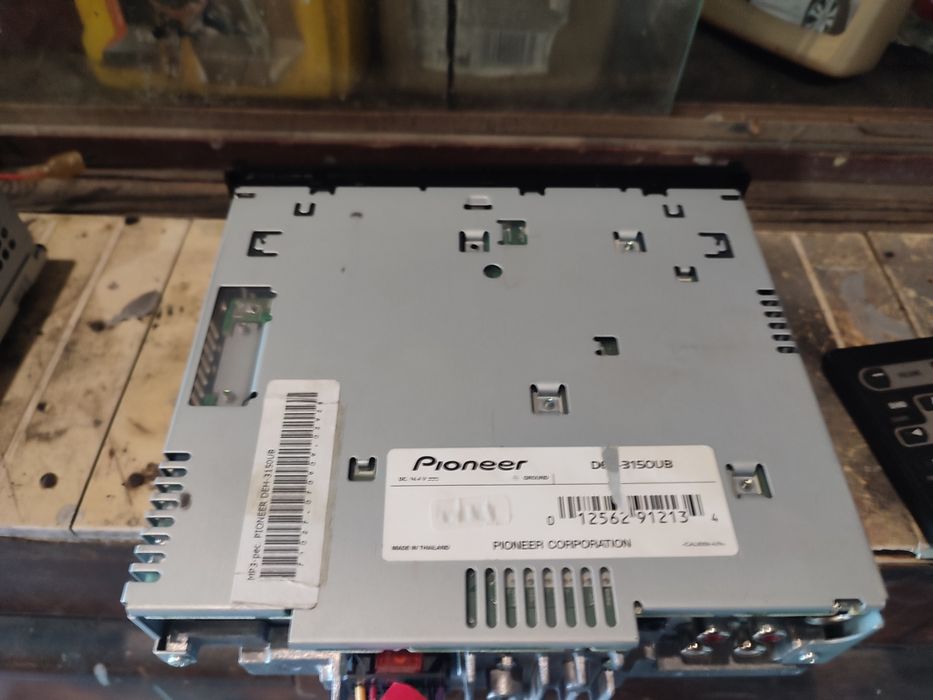 Автомагнитола Пионер юсби мр пульт отличном состоянии