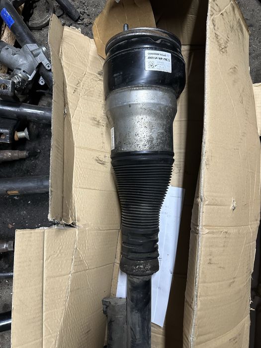 Стойка пневмо задняя L, R Mercedes S 222 C 217 A2223200413 A2223207313